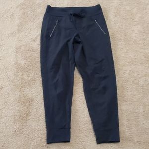 Athleta trekkie north jogger pants